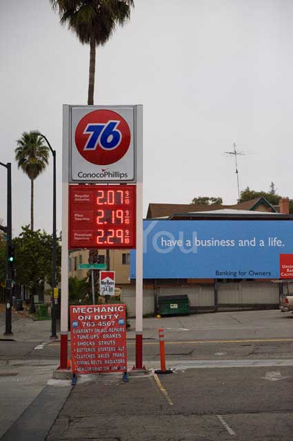 November 28th gas prices in Oakland.